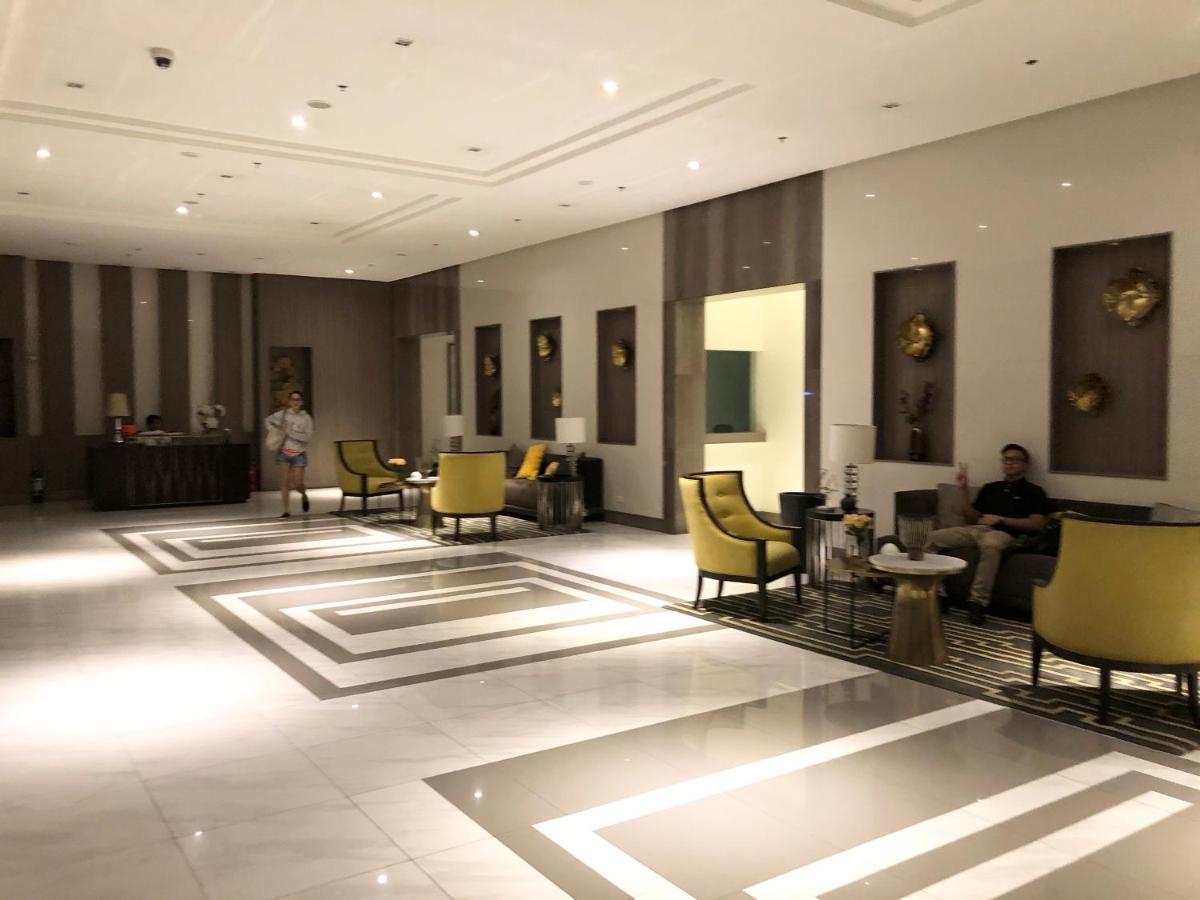 Robles' Unit At 81 Newport Boulevard Manila Eksteriør billede