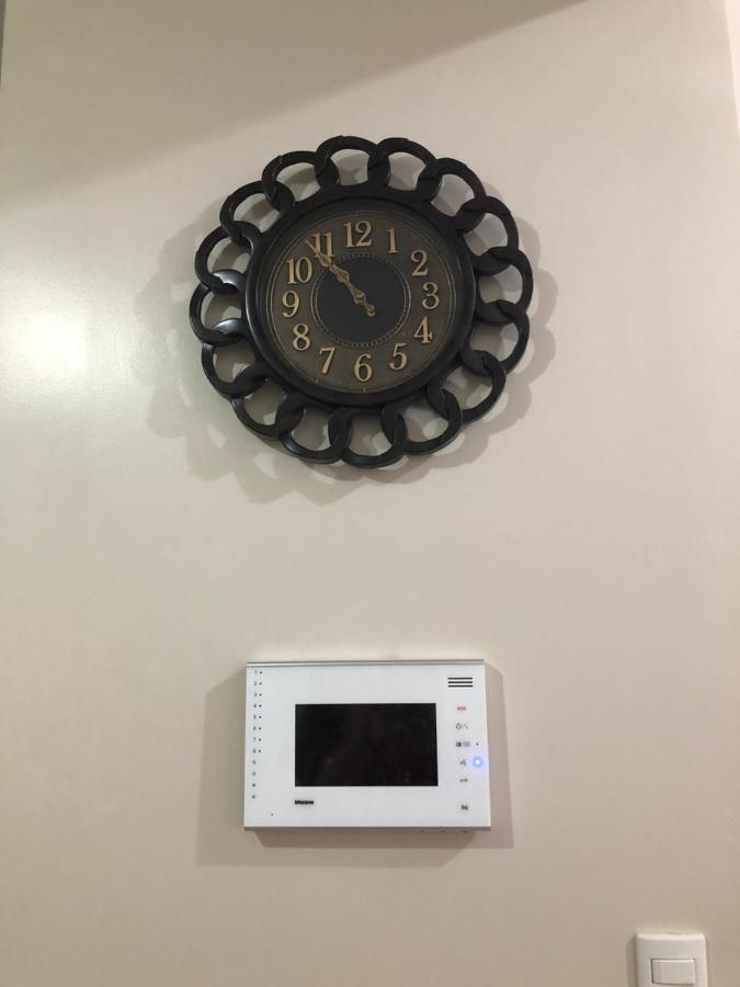 Robles' Unit At 81 Newport Boulevard Manila Eksteriør billede